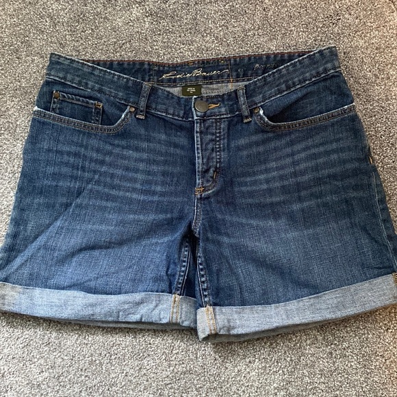 Eddie Bauer Pants - Eddie Bauer Women’s Distressed Boyfriend Shorts Button-fly Cuffed 5” inseam sz 8